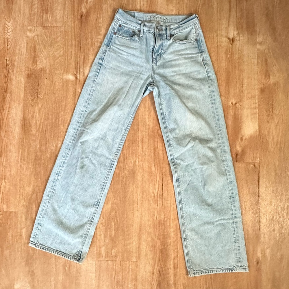 American Eagle Outfitters Light Wash Jeans